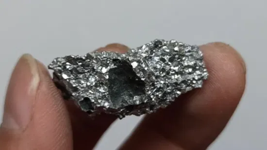 Alliage ferro-chrome à faible teneur en carbone de haute qualité